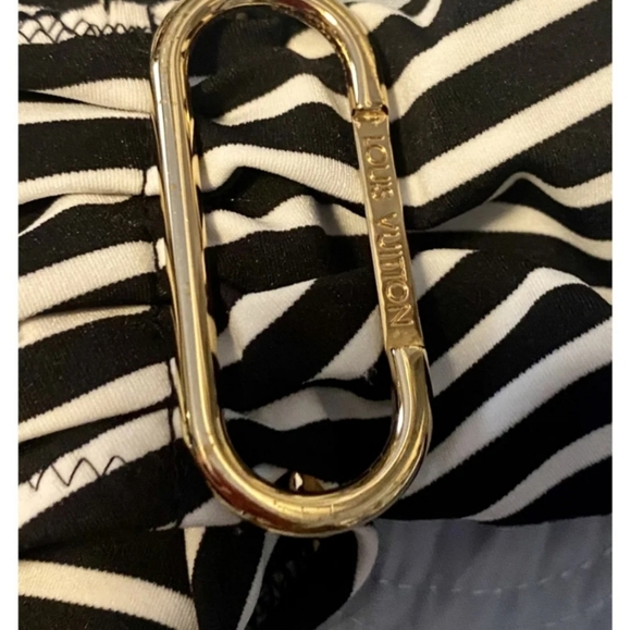 Louis Vuitton Two-piece swimsuit EUC Size 40 Cup B to C - Picture 7 of 9